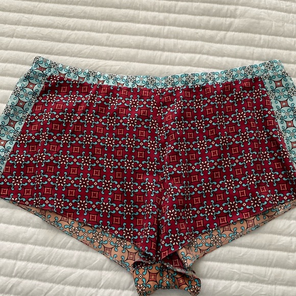 Victoria secret bottoms size L - Picture 1 of 8